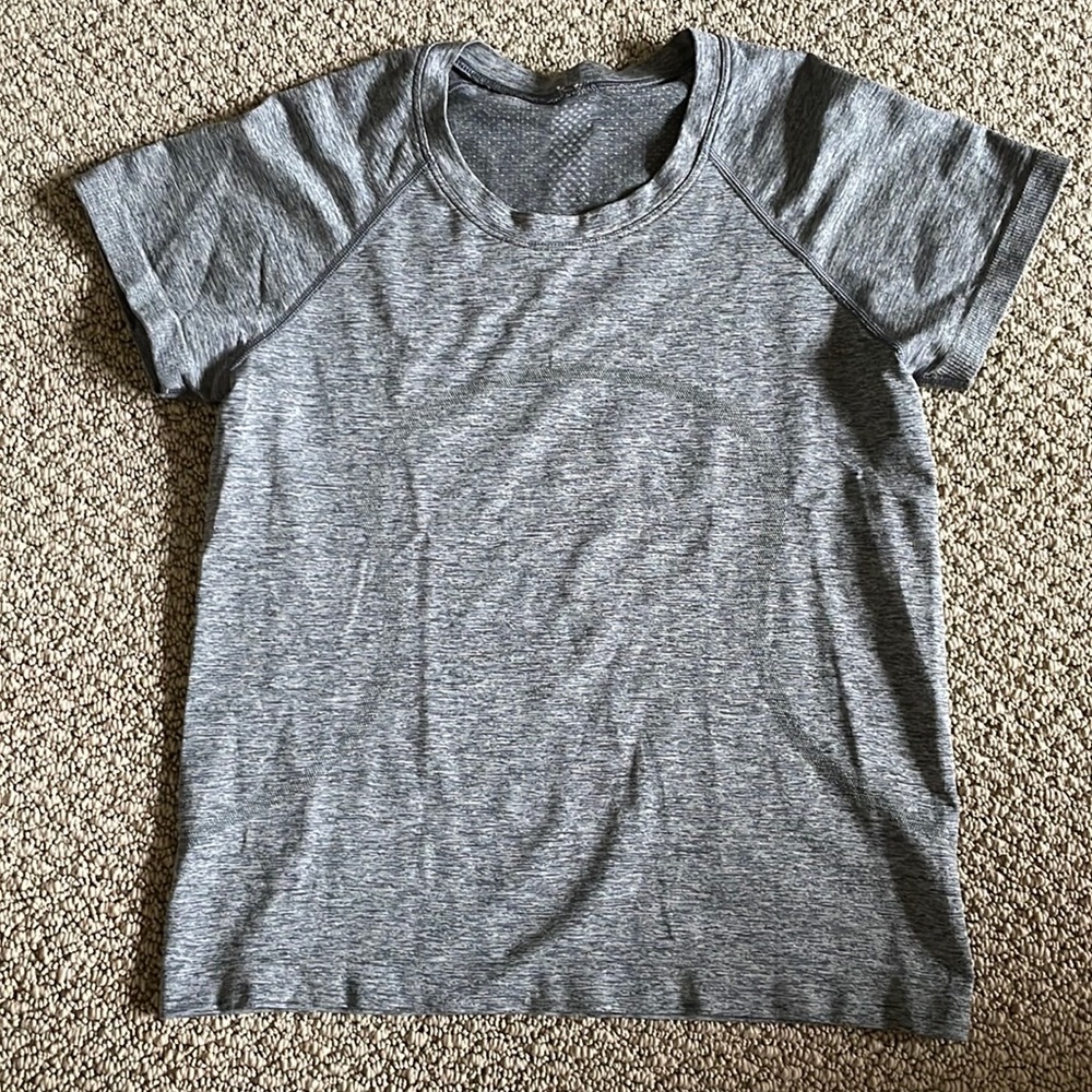 Lululemon athletic tshirt